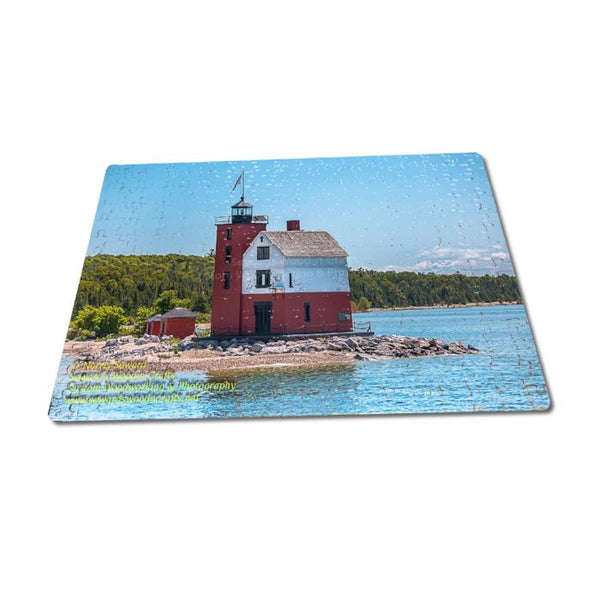 Michigan Puzzle 252 Piece Round Island Lighthouse Jigsaw Puzzles For Sale