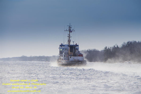 Great Lakes United States Coast Guard USCG Katmai Bay -5610