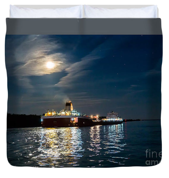 Roger Blough Lake Freighter Great Lakes Fleet Duvet Cover. Best Great Lakes Freighter Gifts, Collectibles, Home/Bedroom Decor For Boat Fans